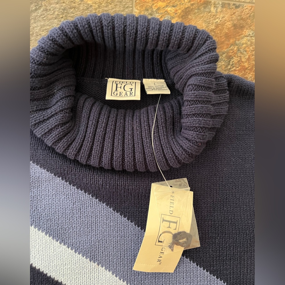 New Vintage women’s Field Gear cotton blue pull over turtleneck sweater. Large - Picture 7 of 14